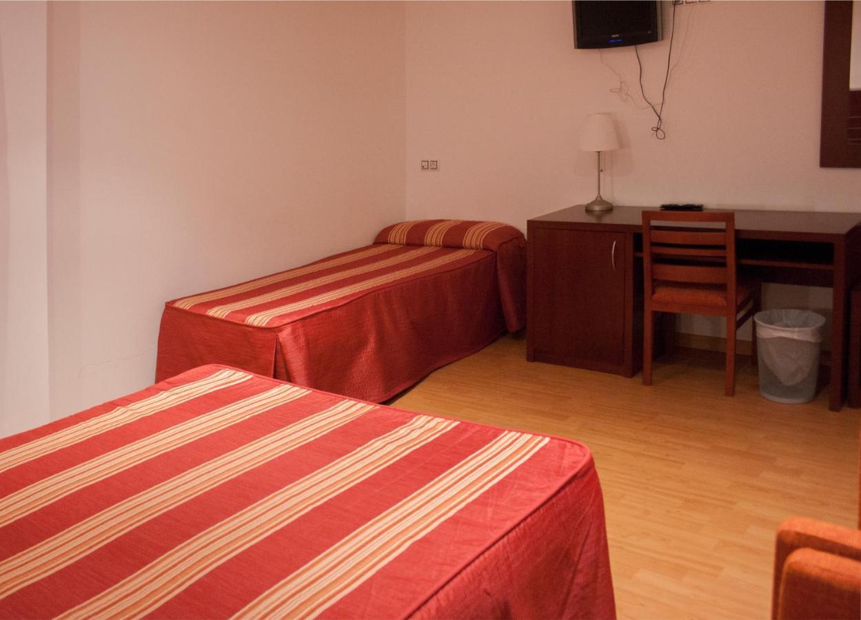 Norte Hotel Villanueva de Gallego Luaran gambar