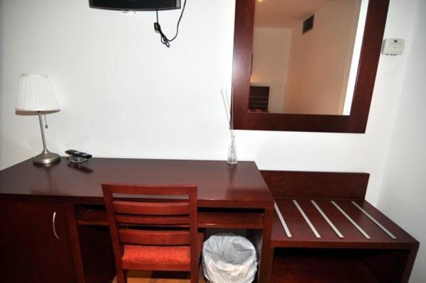 Norte Hotel Villanueva de Gallego Bilik gambar