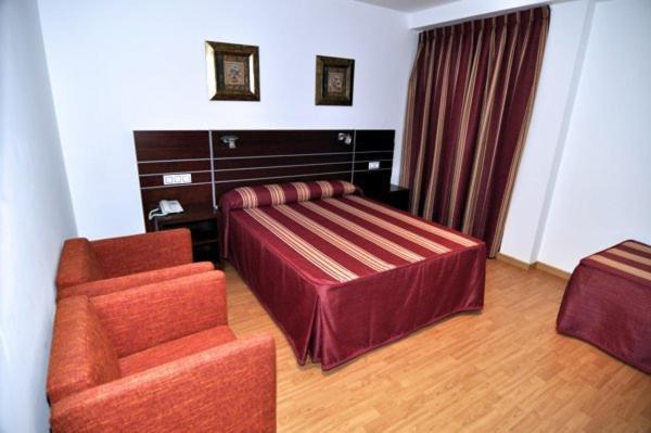 Norte Hotel Villanueva de Gallego Bilik gambar